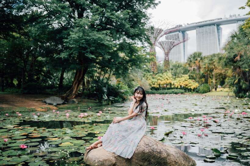 Singapore: Moments in the City Private Photography Session - What a 90-minute photowalk feels like moment to moment