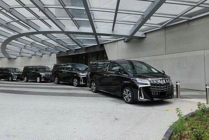 Singapore: Private Airport/Seaport Meet&Greet → Downtown/Sentosa - The 30 to 45 Minute Ride: Short, But Not Meaningless