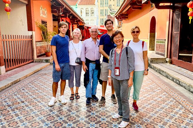 Singapore Private Custom Full-Day Tour with Licensed Local Guide - Marina Barrage skyline views and local rooftop park time