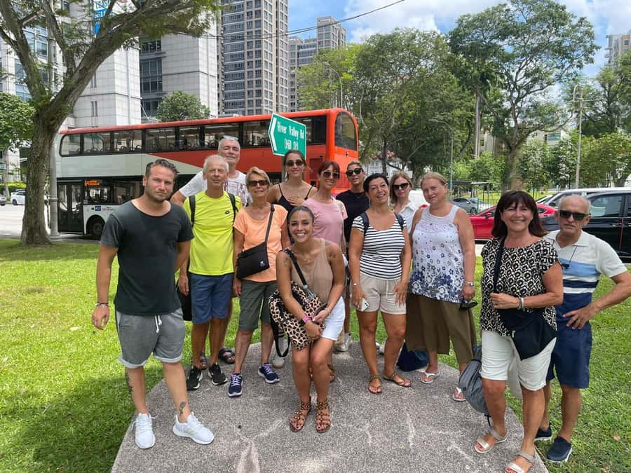 Singapore: Private Customizable Singapore Tour - A Private Singapore Ride That Fits Your Pace