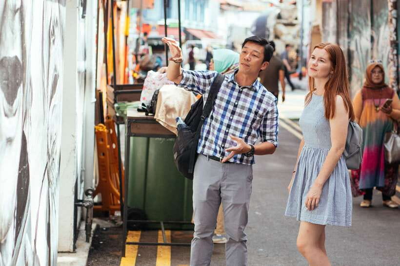Singapore: Private Food Tour – 10 Tastings with Locals - Kampong Glam and Sultan Mosque Area: Teh Tarik, Rojak, and Cultural Context