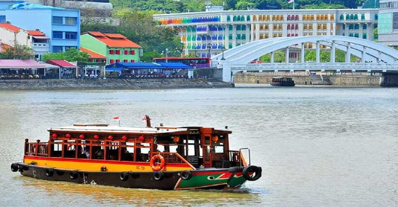 Singapore: Private Full-Day Island Tour - Mount Faber Hill Peak Views Over Ports, Oil Refinery, and Islands