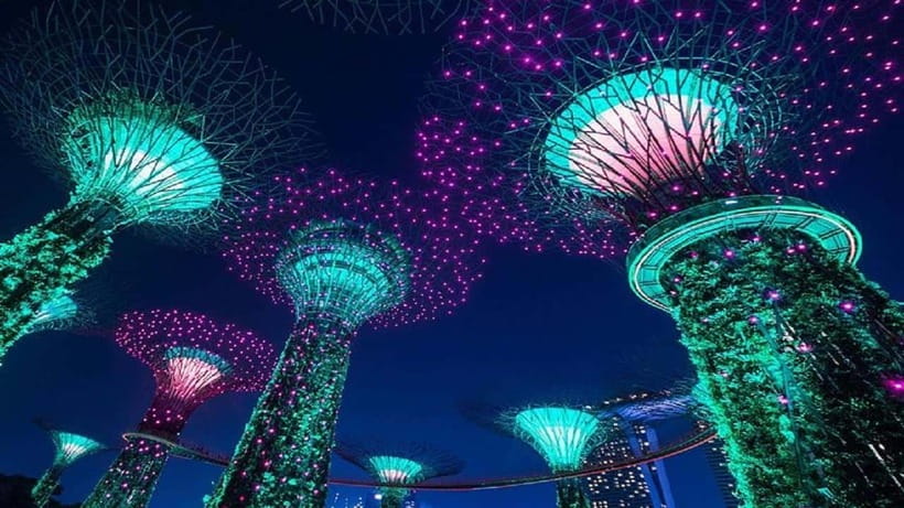 Singapore: Private Nighttime Sightseeing with River Cruise - Singapore River cruise to Clarke Quay: the best angle for skyline photos