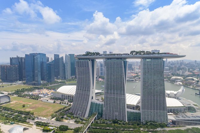Singapore Private Walking Tour with a Local - Key highlights you will feel right away
