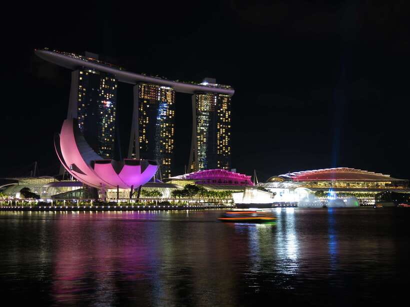 Singapore: Private Walking Tour with a Local - Price and value, $90 per person in the real world