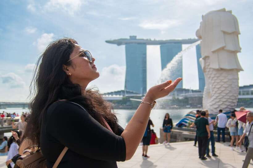 Singapore: Professional Photoshoot at Merlion Park - 15 to 45 Minutes: How a Short Shoot Stays Fun