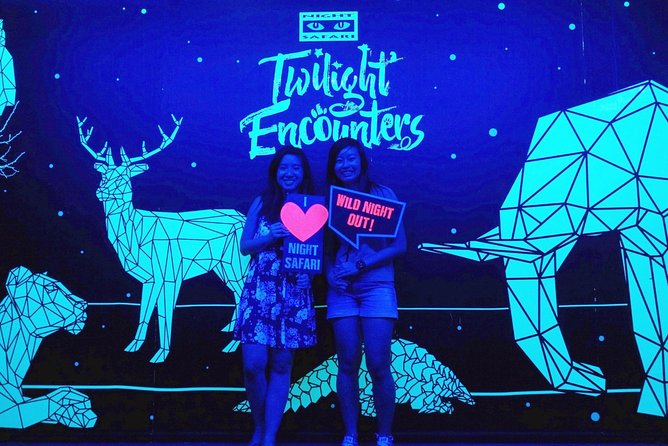 Singapore River & Night Safari-COMBO (Shared Transfer) - Night Safari Evening: Jungle at Low Light Plus the Big Shows