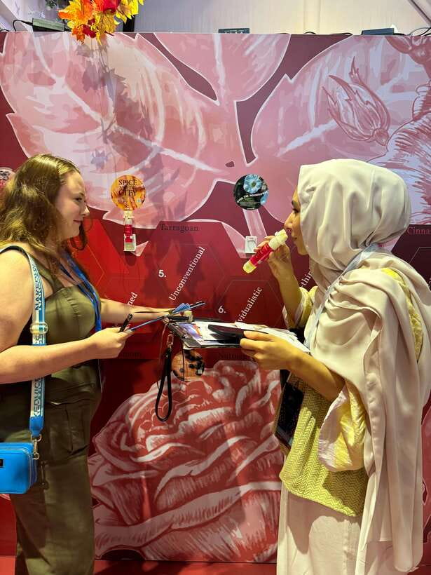 Singapore: Scent Crafting Workshop with Rainforest Orchids - Choosing 10 scents out of 120, across themed rooms
