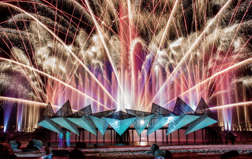 Singapore: Sentosa Wings of Time Fireworks Symphony Ticket - When to go: 7:40pm or 8:40pm and why timing matters