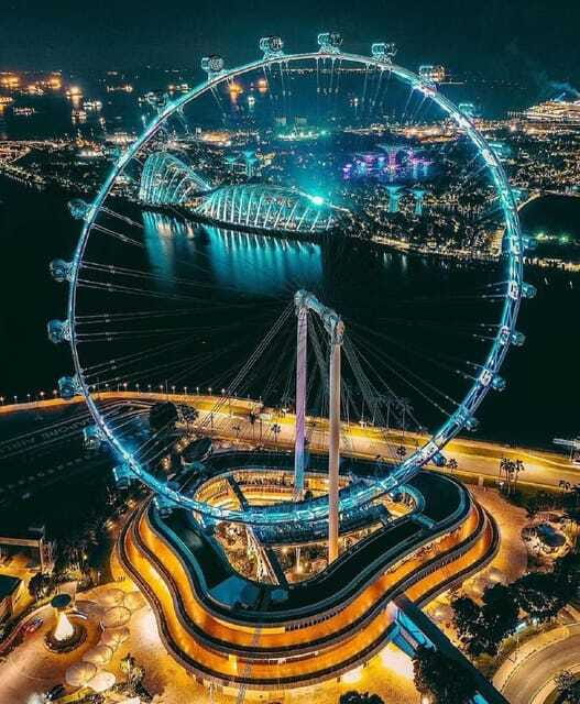 Singapore: Singapore Flyer Entry Ticket - Timing and Local Notes: Road Closures, Night Market, and National Day