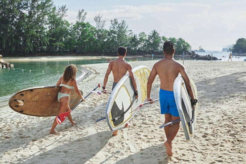 Singapore: Stand up Paddle board - Ola Beach Club Ticket - What you actually do on the stand-up paddleboard