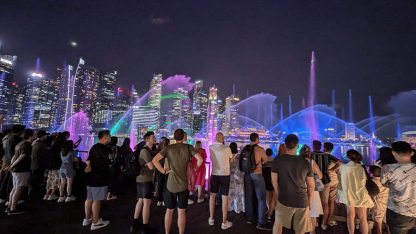 Singapore: Sunset River Cruise and Glittering Light Shows - Price and value: what $75 buys you