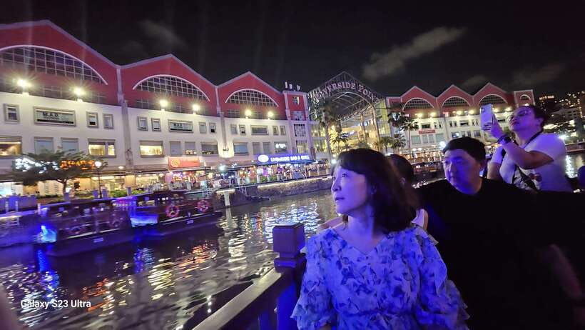 Singapore: Sunset River Cruise and Glittering Light Shows - Pickup and transport, the part you feel most