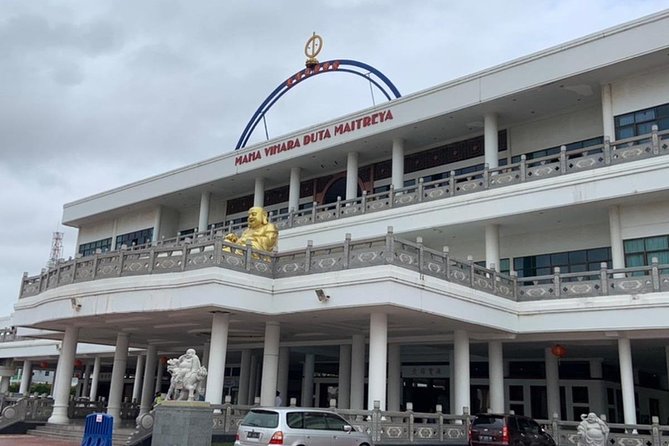 Singapore to Batam:City Tour with Ferry Tickets & Lunch - Maha Vihara Duta Maitreya Temple and 70 Fahrenheit Koffie