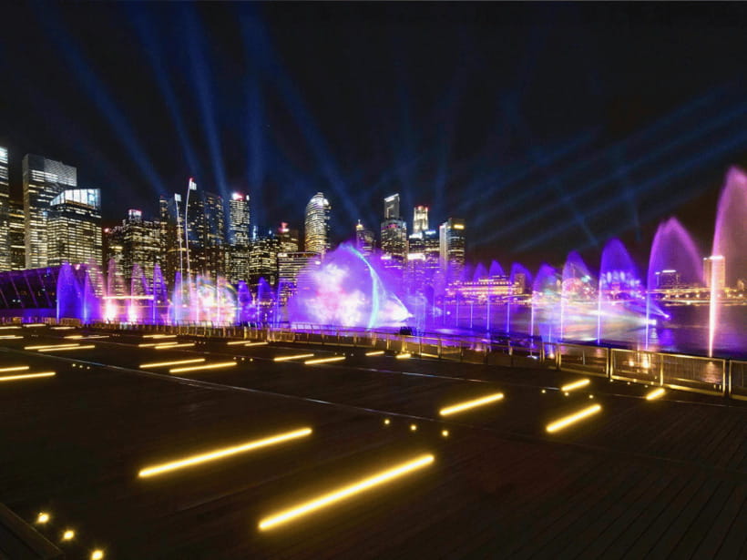 Singapore Twilights with River Cruise & Light Shows - Lau Pa Sat Drop-Off: Eat Local After the Lights