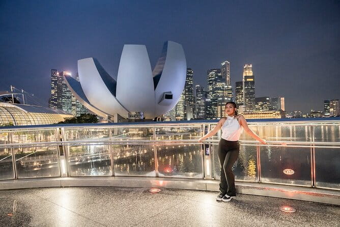 Singapore Vacation Photographer | Photography Tour | Photoshoot - A 90-Minute Private Photoshoot Through Singapore Icons