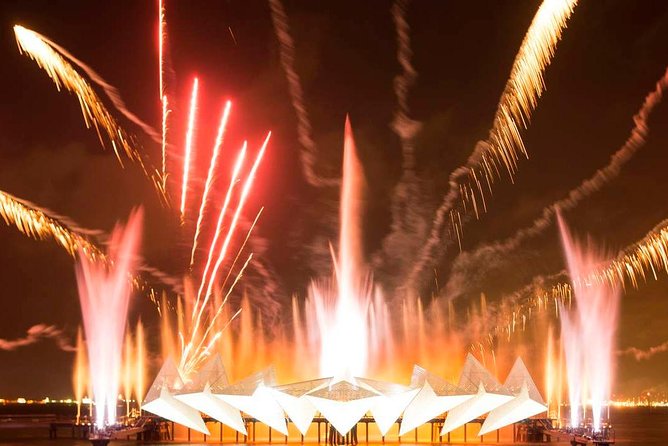 Singapore: Wings of Time Fireworks Symphony - Wings of Time Fireworks Symphony: a 30-minute Singapore story in the open air