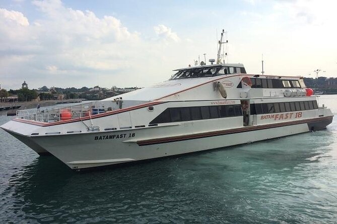 SMALL GROUP: Batam day tour with Ferry, 1-hour Massage, and Lunch from Singapore - Lunch: The Four-Course Seafood Meal That Drives Most of the Value