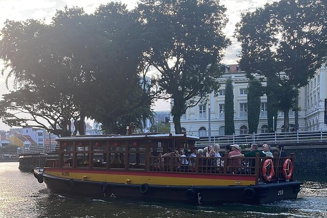 Small Group Full Day Singapore City Tour with Roundtrip Transfers - Merlion Park: the classic harbor photo, with time to breathe