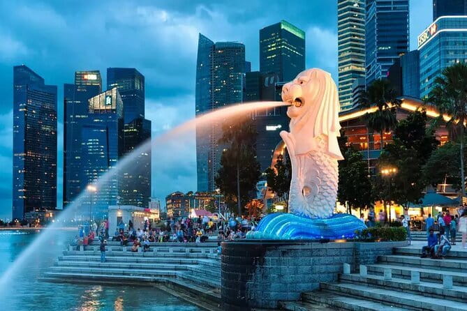 (Small Group) Night Wonders of Singapore: Cruise & Light Shows - Pickup, Transport, and What the Pace Really Feels Like