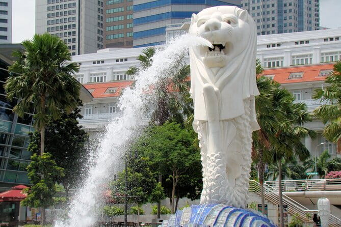 Small Group Singapore Morning City Tour with Gardens By The Bay - A 3-hour morning plan that nails old and new Singapore