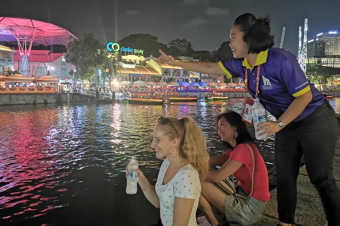Small Group: Singapore Street Food & Night Tour with 9 tastings - Fullerton Hotel and the Heritage District, National-Monument Views Included