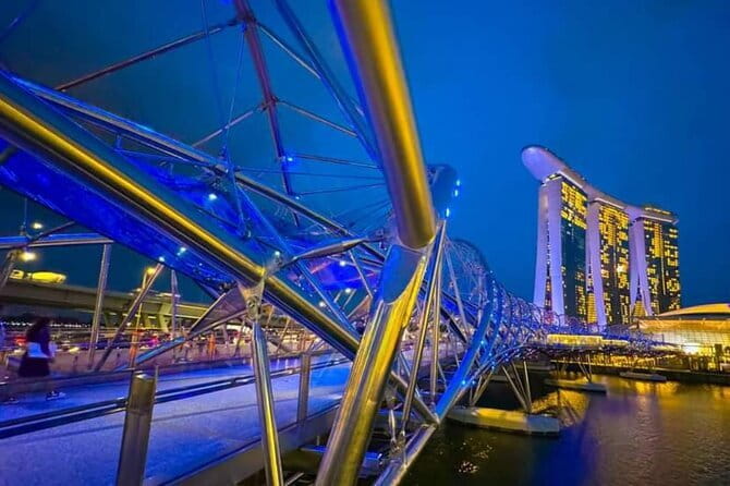 Twilight Magic Singapore River Cruise and 2 Light Show - Gardens by the Bay and Garden Rhapsody: what makes the stop worth it
