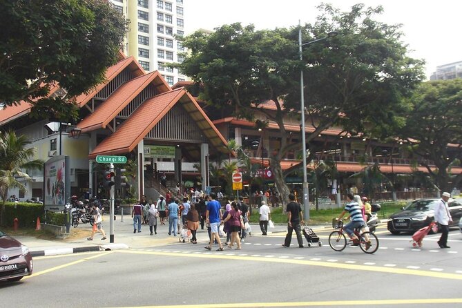 Ultimate Food Journey - Street-to-stove Singapore food in 3 hours